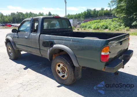 2001 Toyota Tacoma from USA, damaged, VIN 5TEWM72N21Z870365